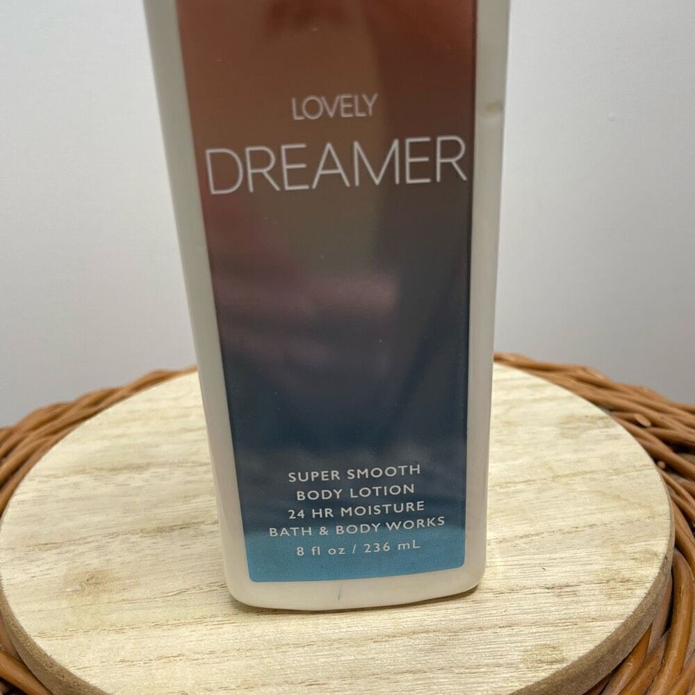 New Bath & Body Works Lovely Dreamer 24hr Moisture Lotion 8oz Rare Discontinued - Picture 4 of 6